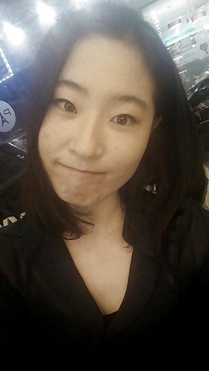 23P Want to cum on this dumb korean's gook face?