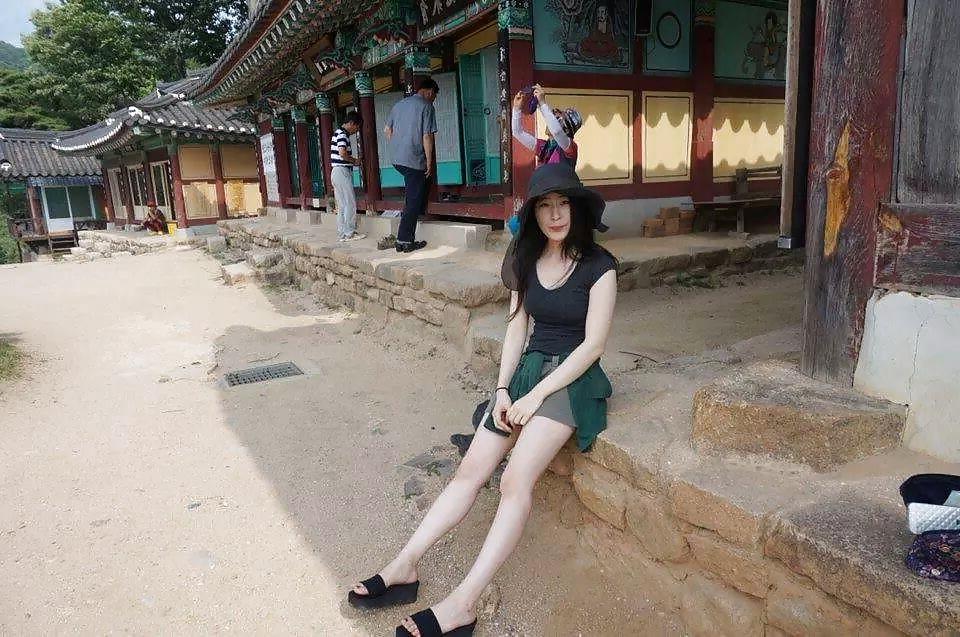 23P Want to cum on this dumb korean's gook face?