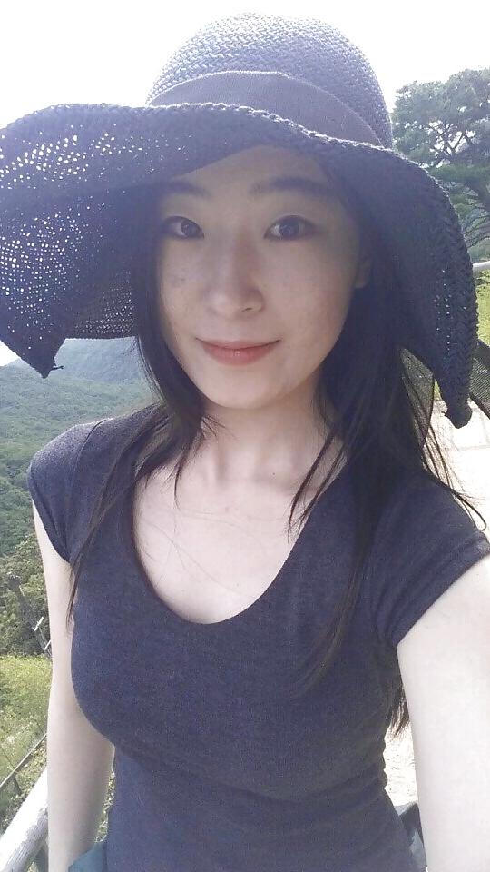 23P Want to cum on this dumb korean's gook face?