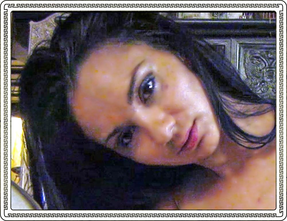 25P Pretty girl and her handjob