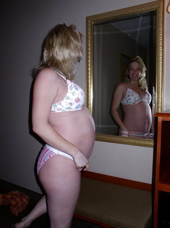 20P Naked & Pregnant 2