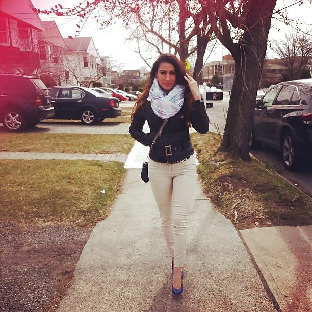 23P Arab beauty - Cum on her