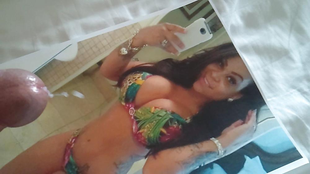17P CUM on Nanci selfie in hot bikini