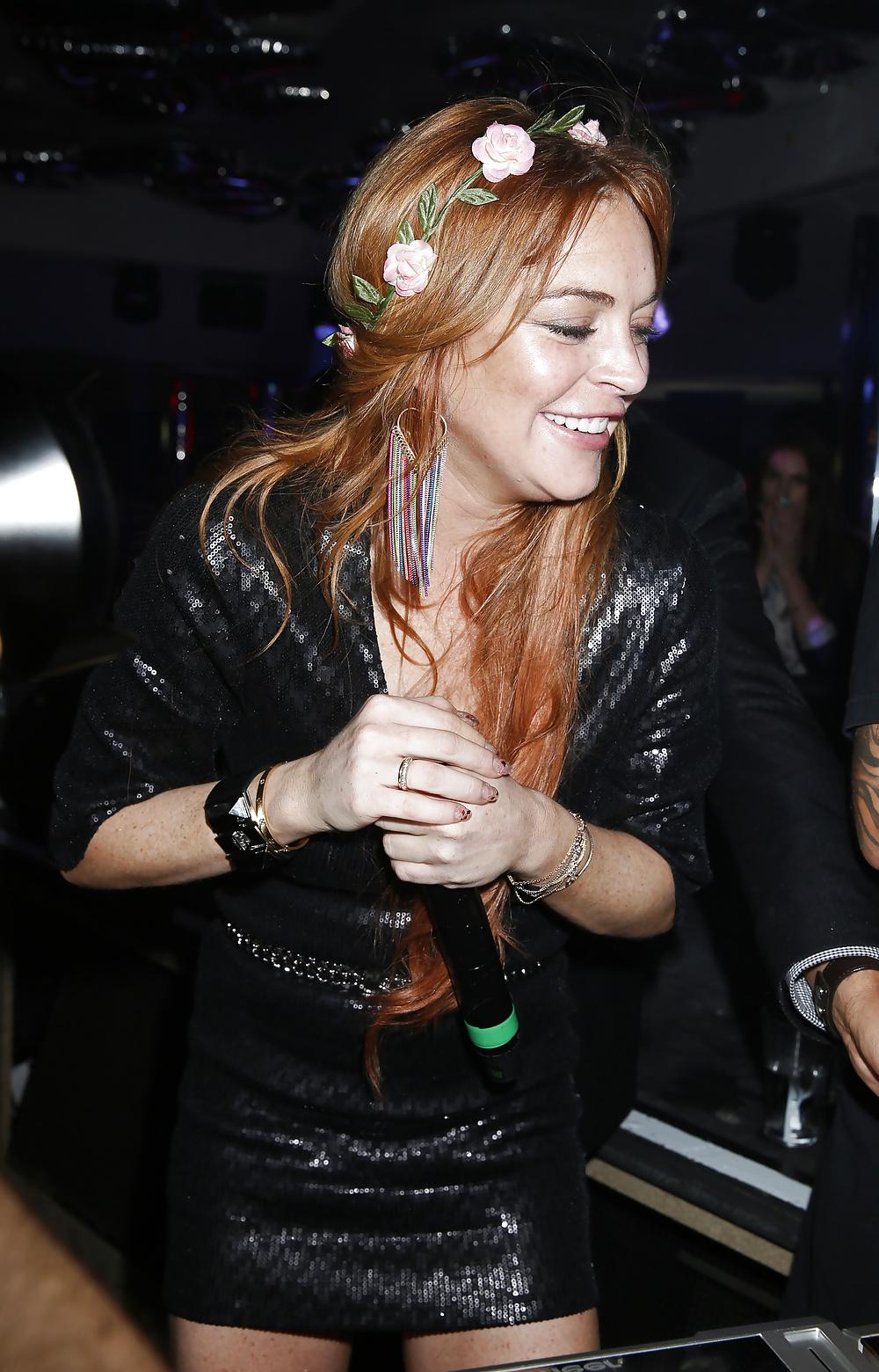 12P Lindsay Lohan ... At The VIP Room Nightclub