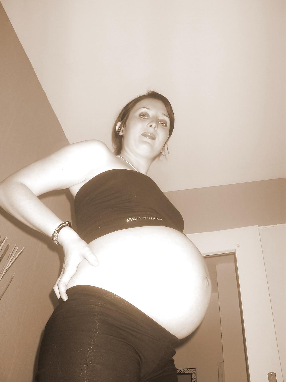 14P Vanessa B Enceinte - Pregnant 4