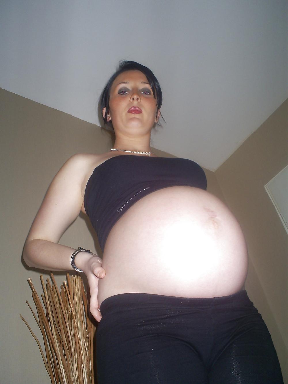14P Vanessa B Enceinte - Pregnant 4