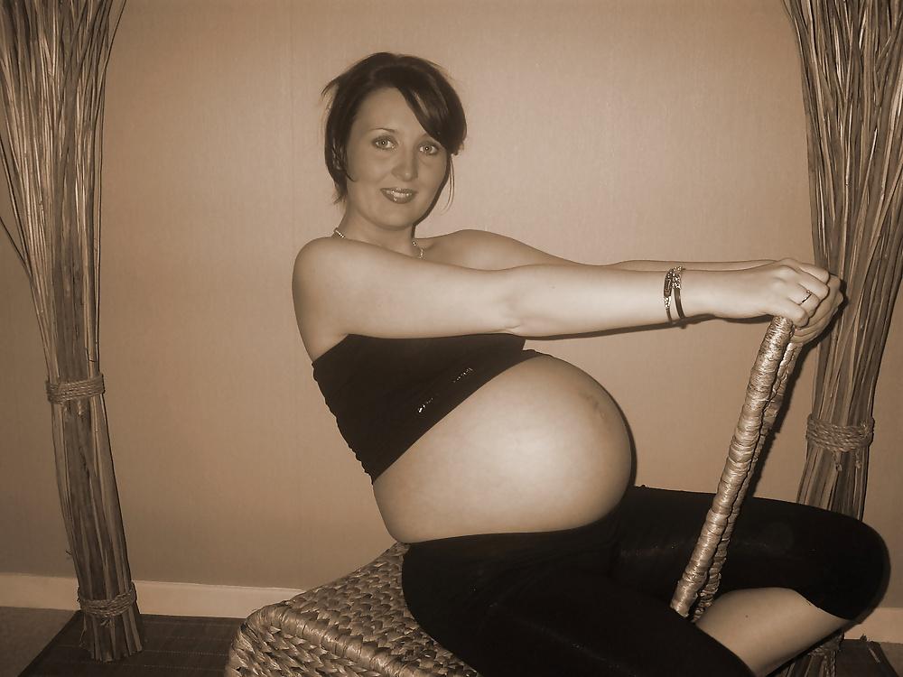 14P Vanessa B Enceinte - Pregnant 4