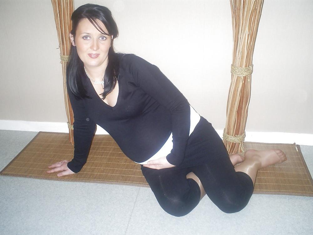 15P Vanessa B Enceinte - Pregnant 5