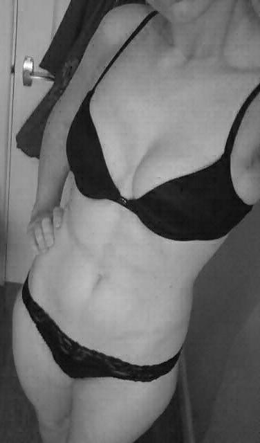 21P My Wife Loves To Tease With Selfie's!