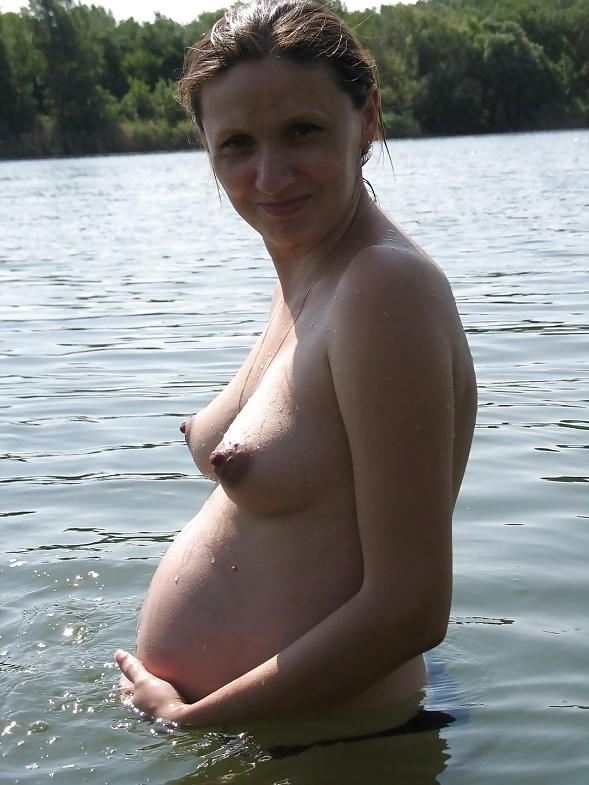 25P Pregnant amateur private colection...if you know her