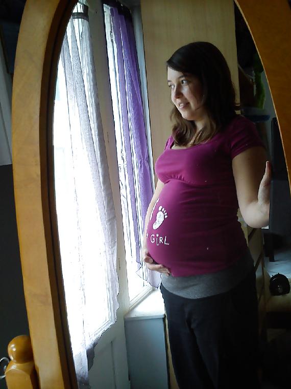 25P Enceinte - Pregnant 32