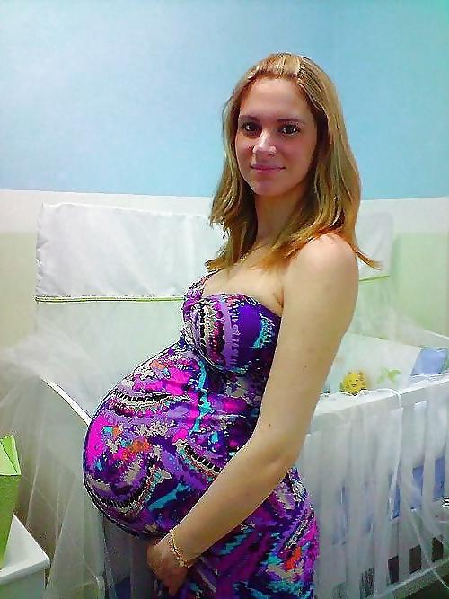 25P Enceinte - Pregnant 32