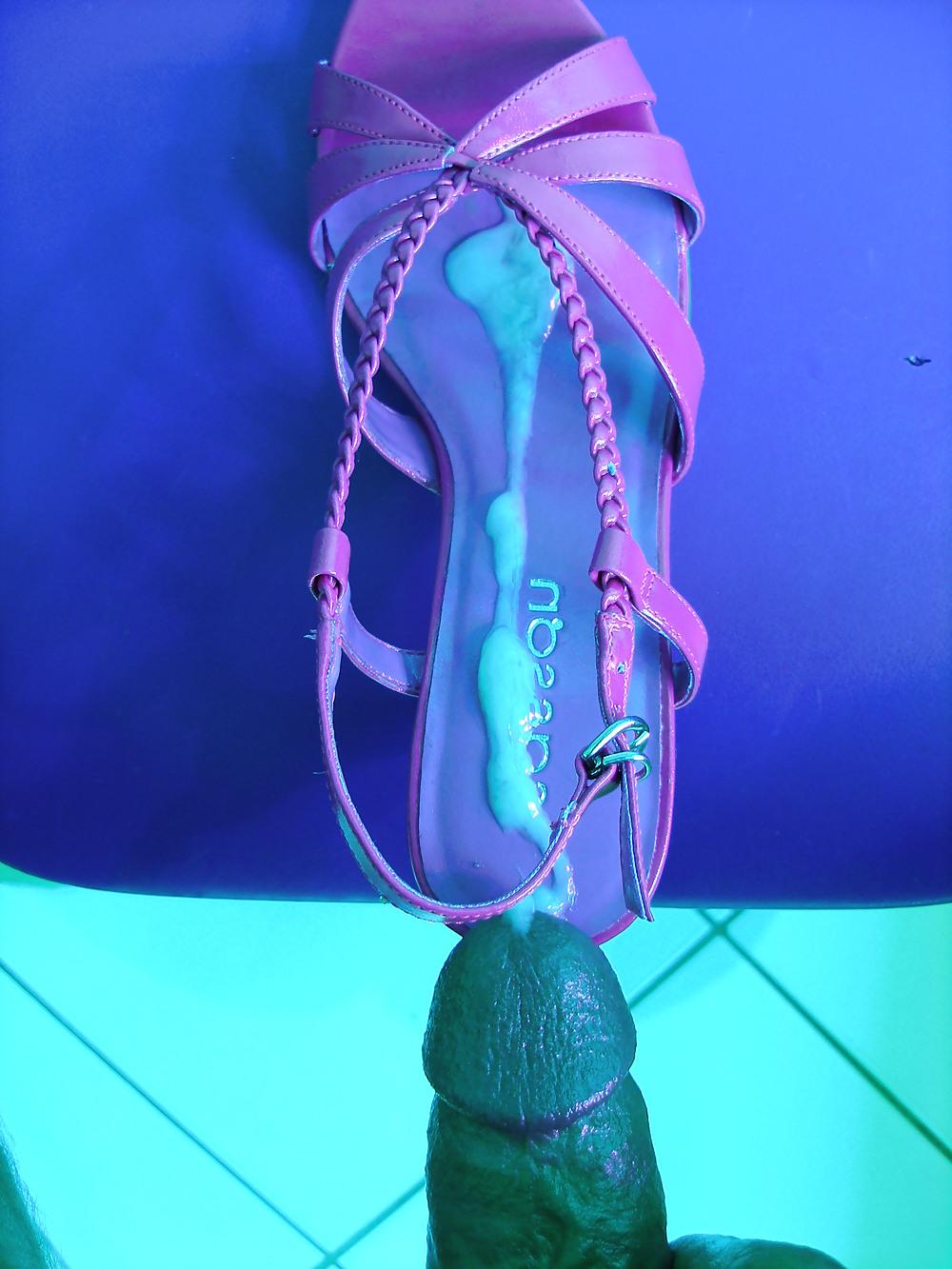 4P Cum on high heel