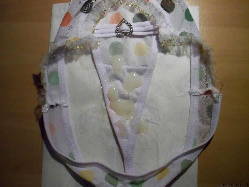 25P Cum on pantie