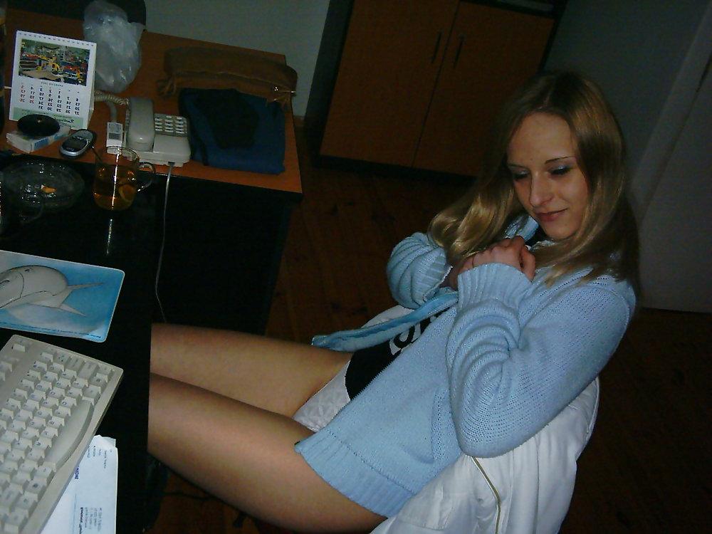 15P Cute blonde gf plays and gets cum on face