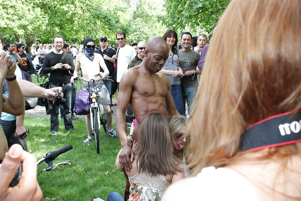 7P London World naked bike ride 2011 cfnm