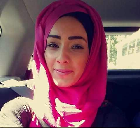 17P Hijab cum slut