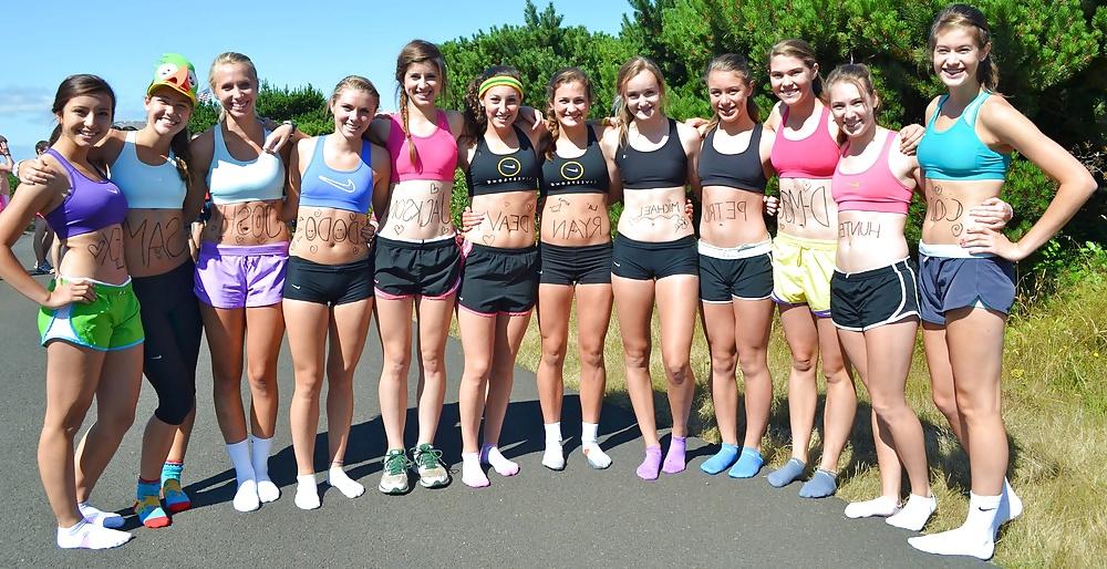 21P Sports bra - non porn