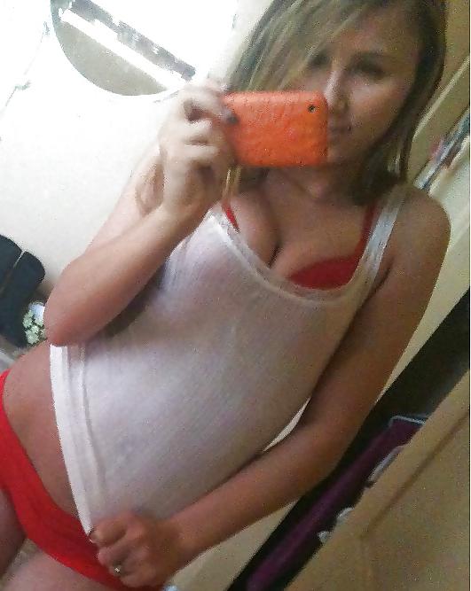 8P Cute Girl Taking Pictures in her Bra and Panties