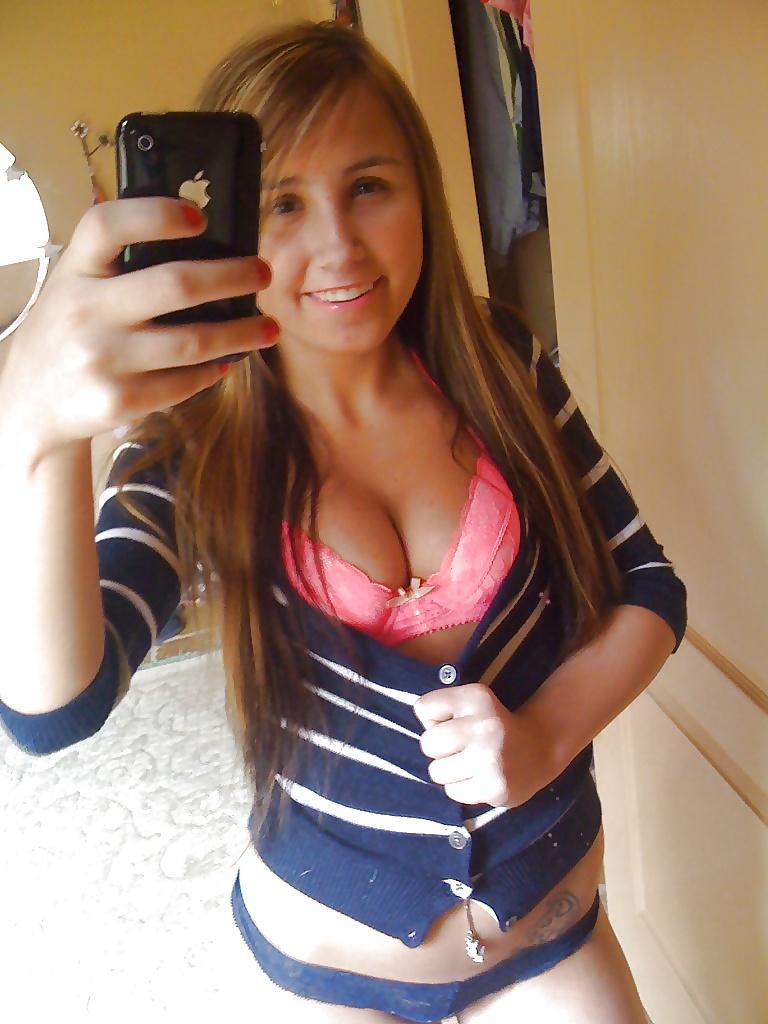 8P Cute Girl Taking Pictures in her Bra and Panties