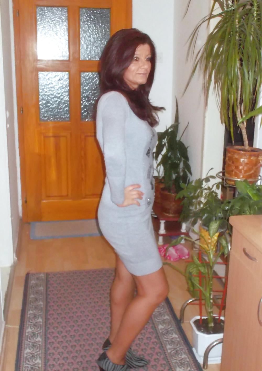 19P Serbian Milf's