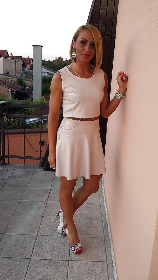 19P Serbian Milf's