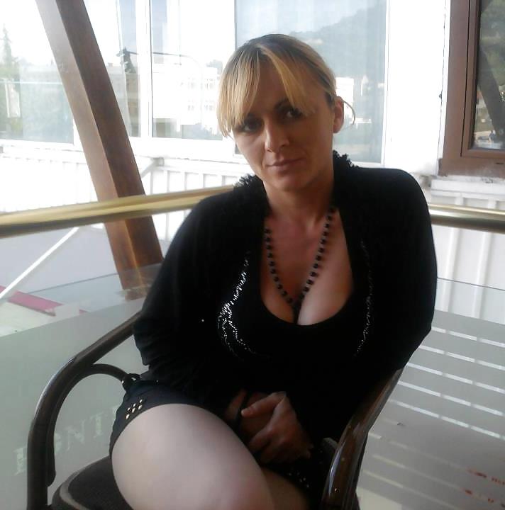 19P Serbian Milf's