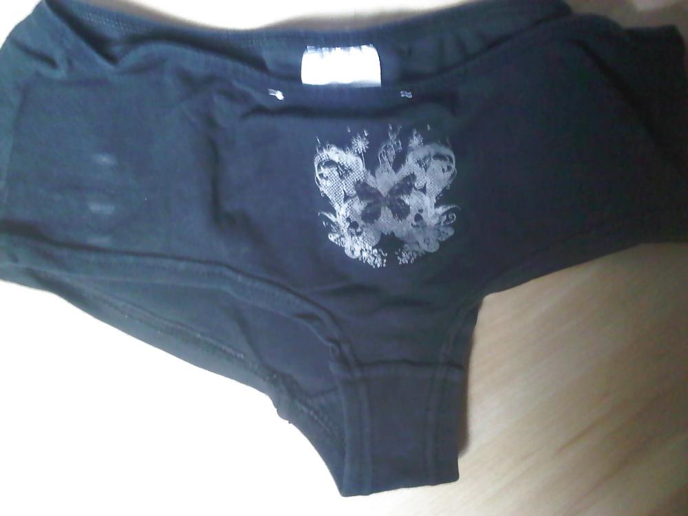 14P Marie's bra and panties. Les dessous de Marie