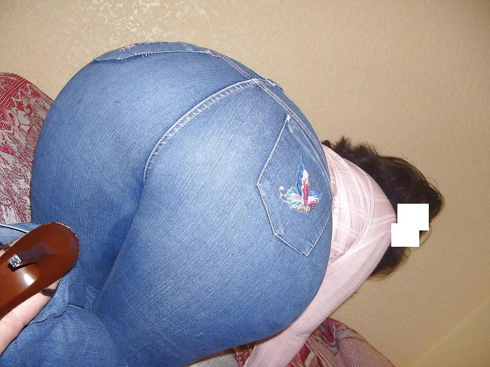 24P Big  Mexican Ass.