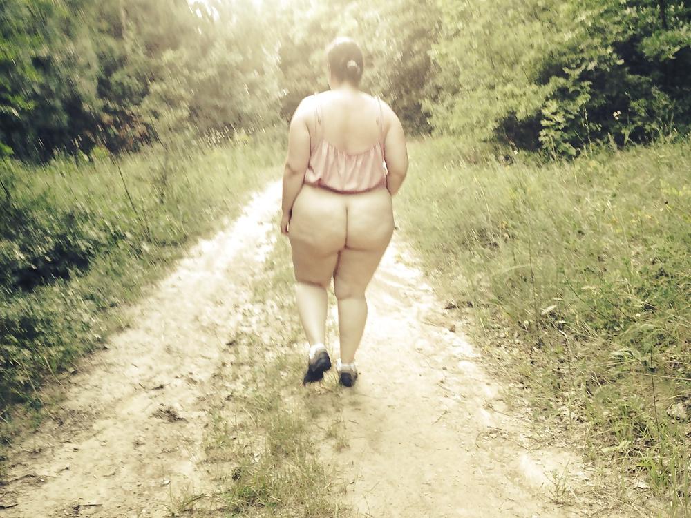 5P Cubby Cunt walk in the park naked