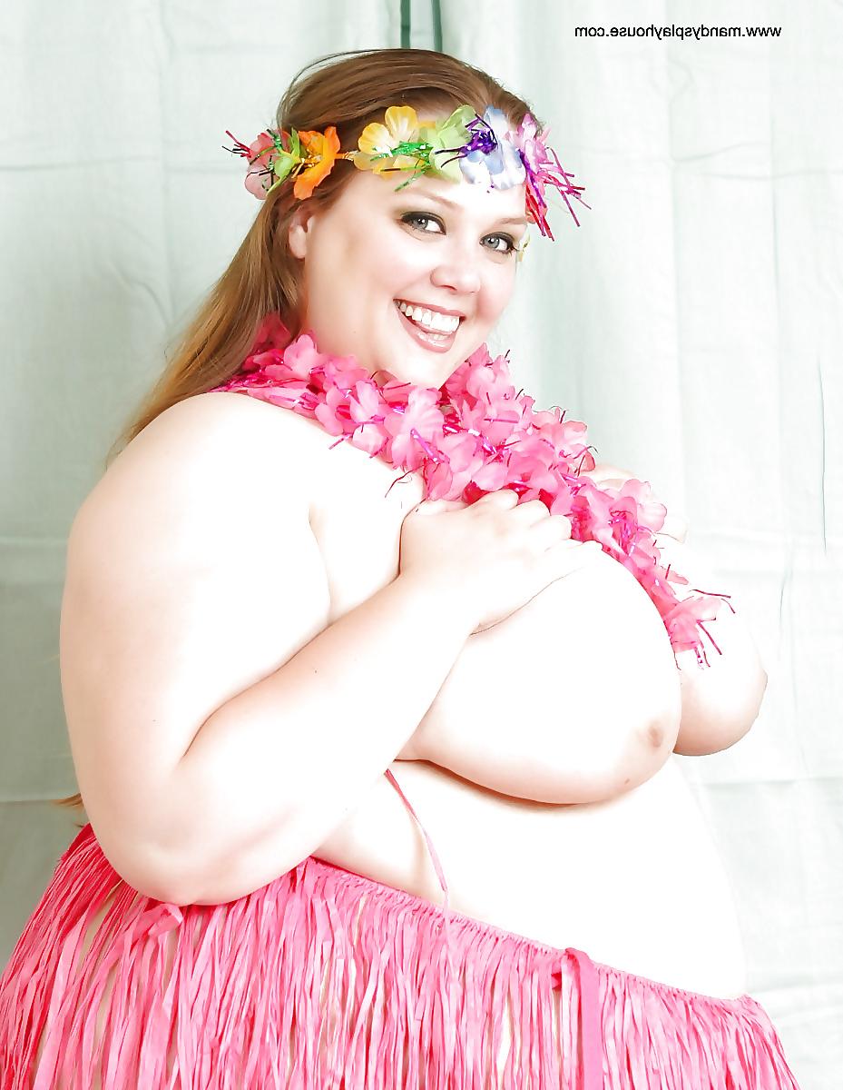 9P Pretty BBW Mandy 