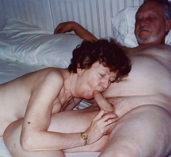 20P Amatuer Granny sex and Face