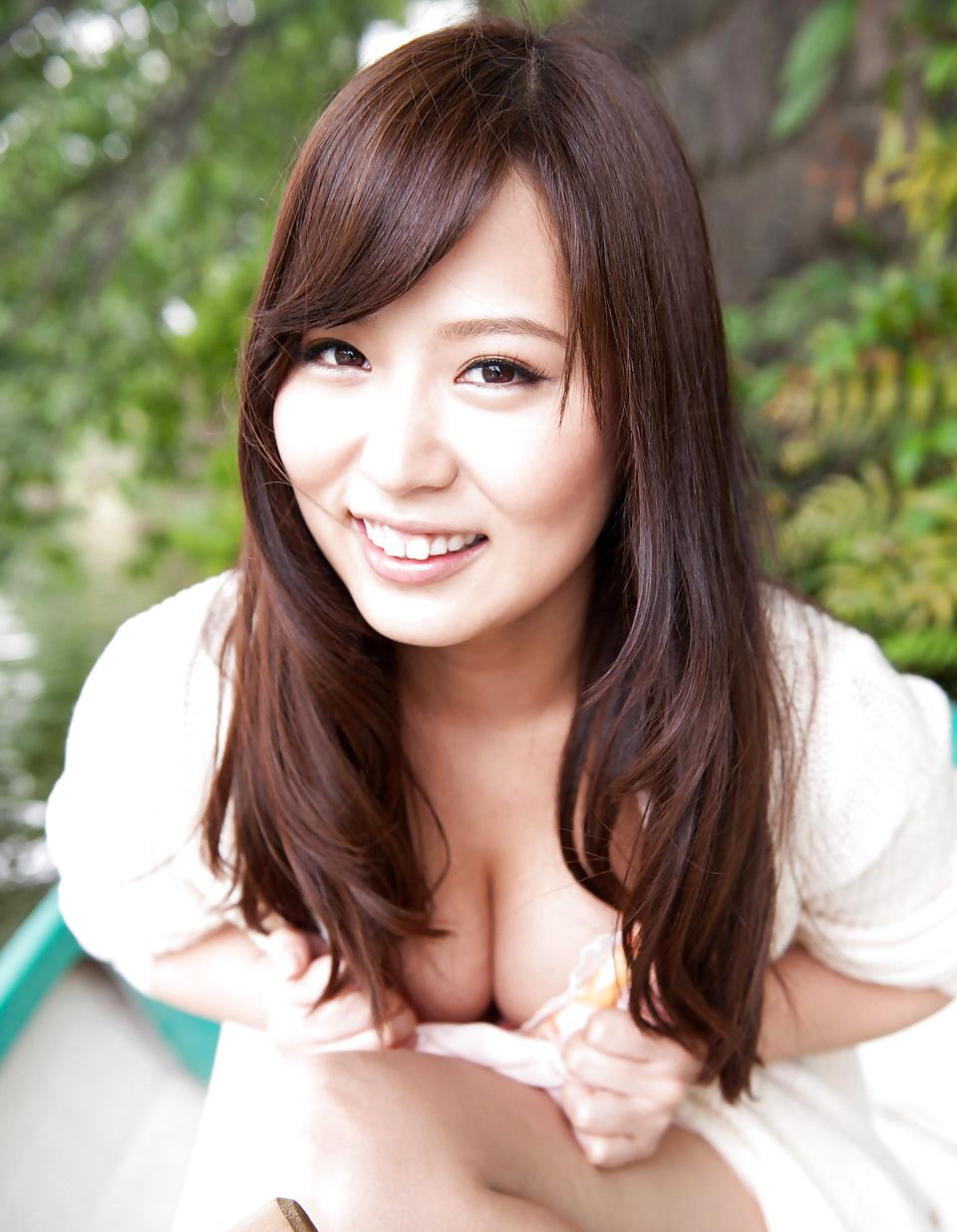 25P Japanese girl fucked in hotel
