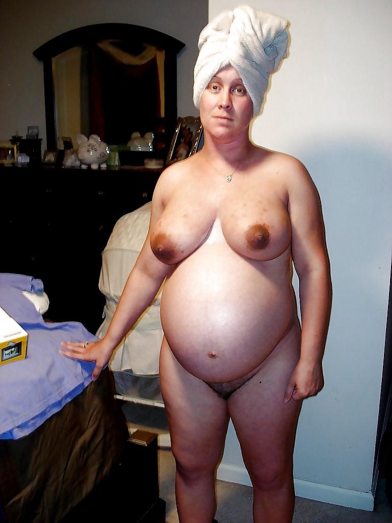 25P Enceinte nue - Nude pregnant 14