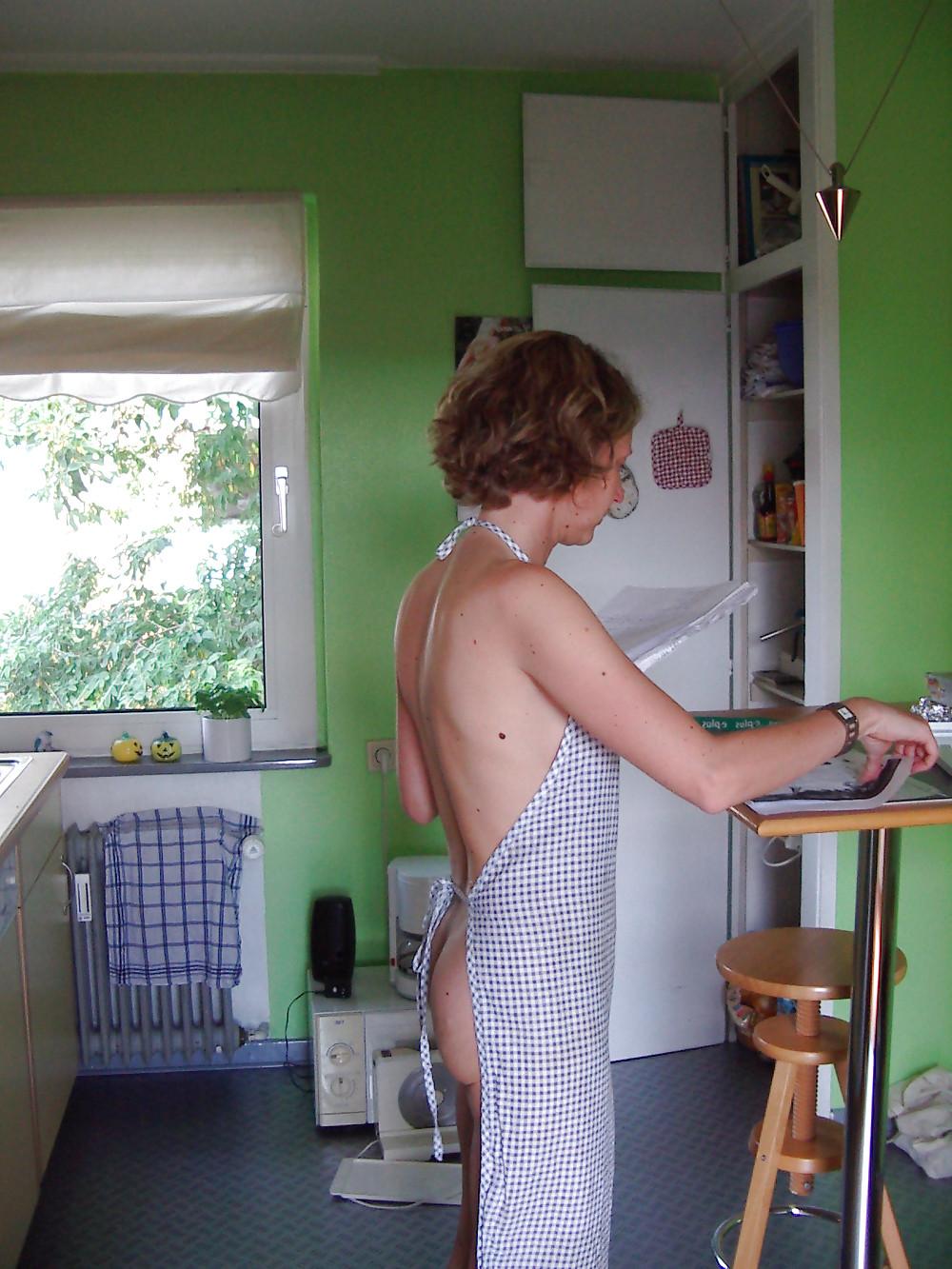 25P Hausfrau und Mutter