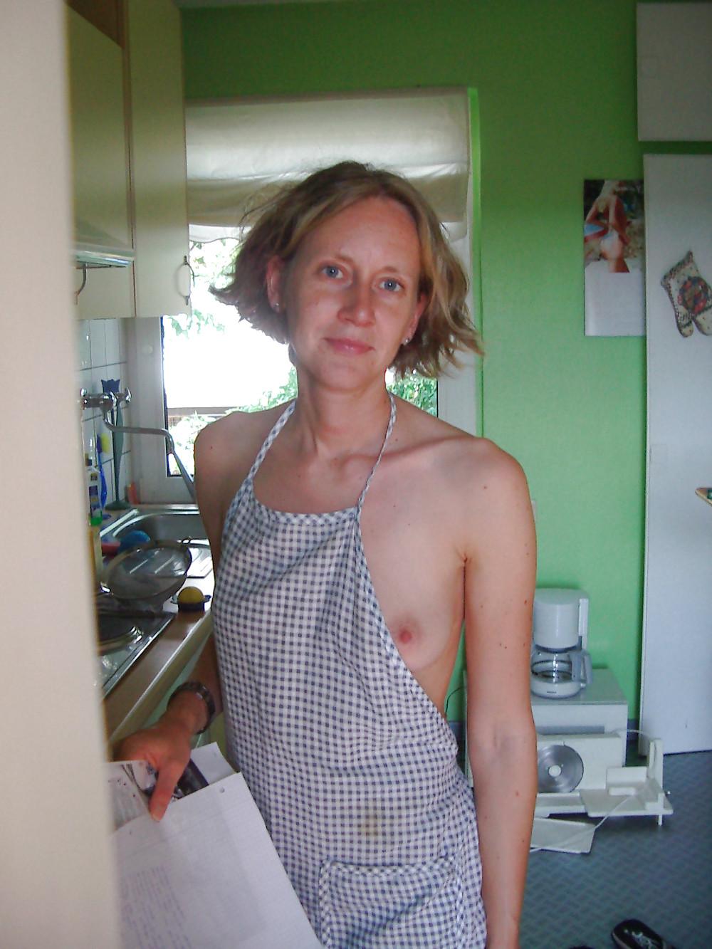 25P Hausfrau und Mutter