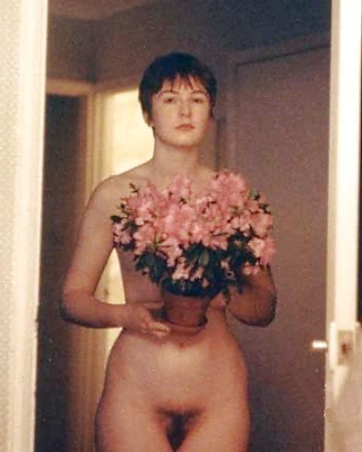 25P OK Darling - Just My Pussy! Polaroid Babes Share Their Cunts