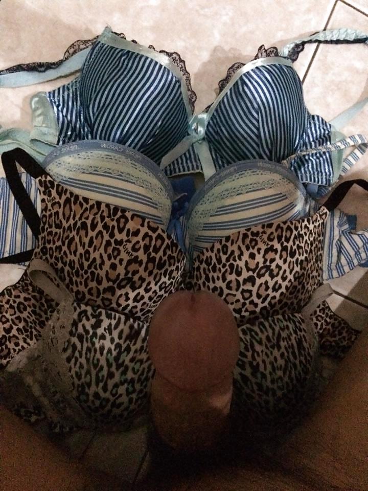 17P Im lucky to cum on my sis chinese fren bra