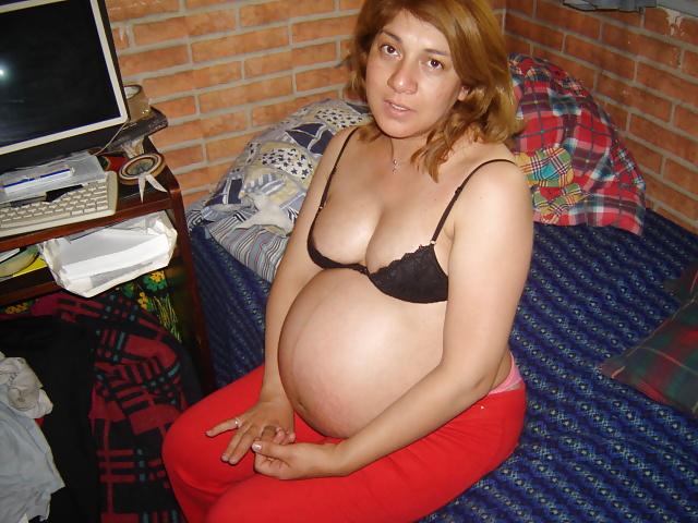 15P Pregnant Claudia shows as assfucked