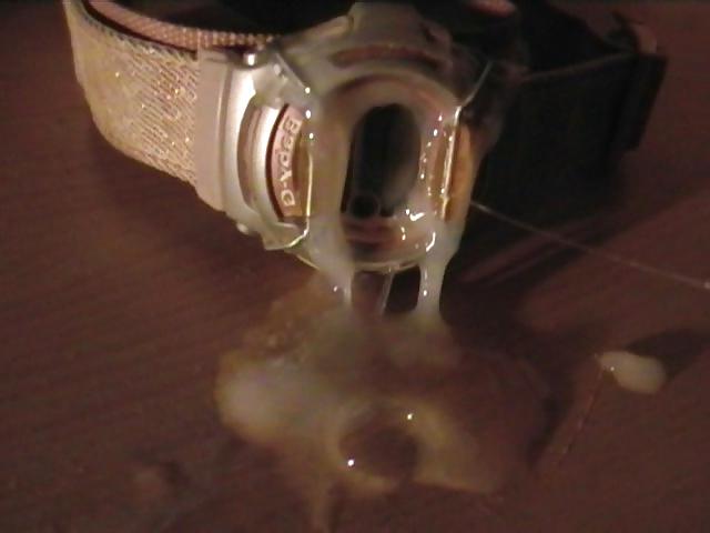 25P Cum on watch