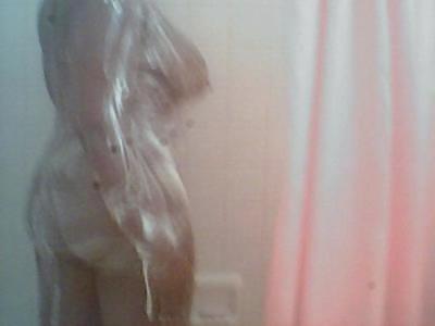 14P Thick Black Girl Taking A Bath