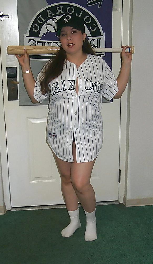 20P Sexy baseball fan