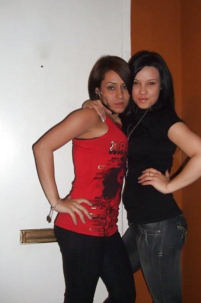 24P Facebook teen Nadia ex-girlfriend and friends part 2
