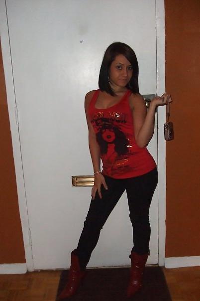24P Facebook teen Nadia ex-girlfriend and friends part 2
