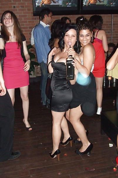 24P Facebook teen Nadia ex-girlfriend and friends part 2