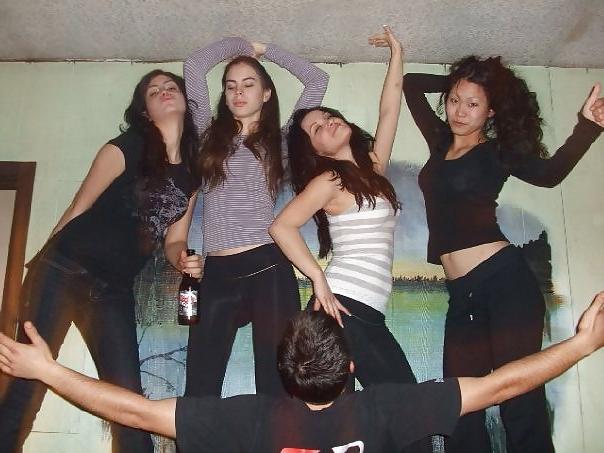 24P Facebook teen Nadia ex-girlfriend and friends part 2