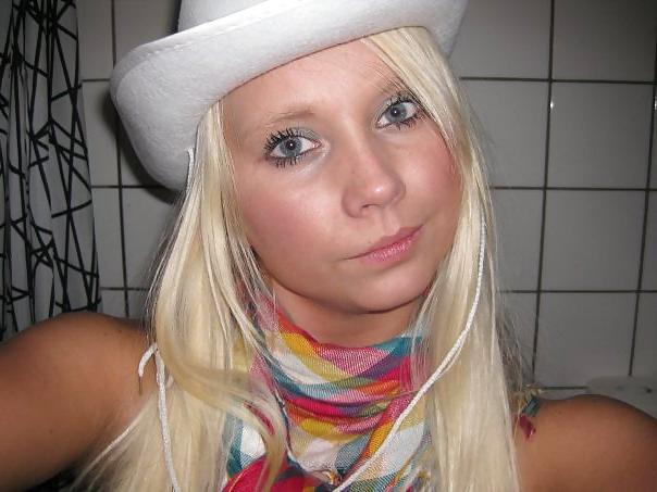 25P Nanna Louise - Denmark Teen NN Pregnant Hottie