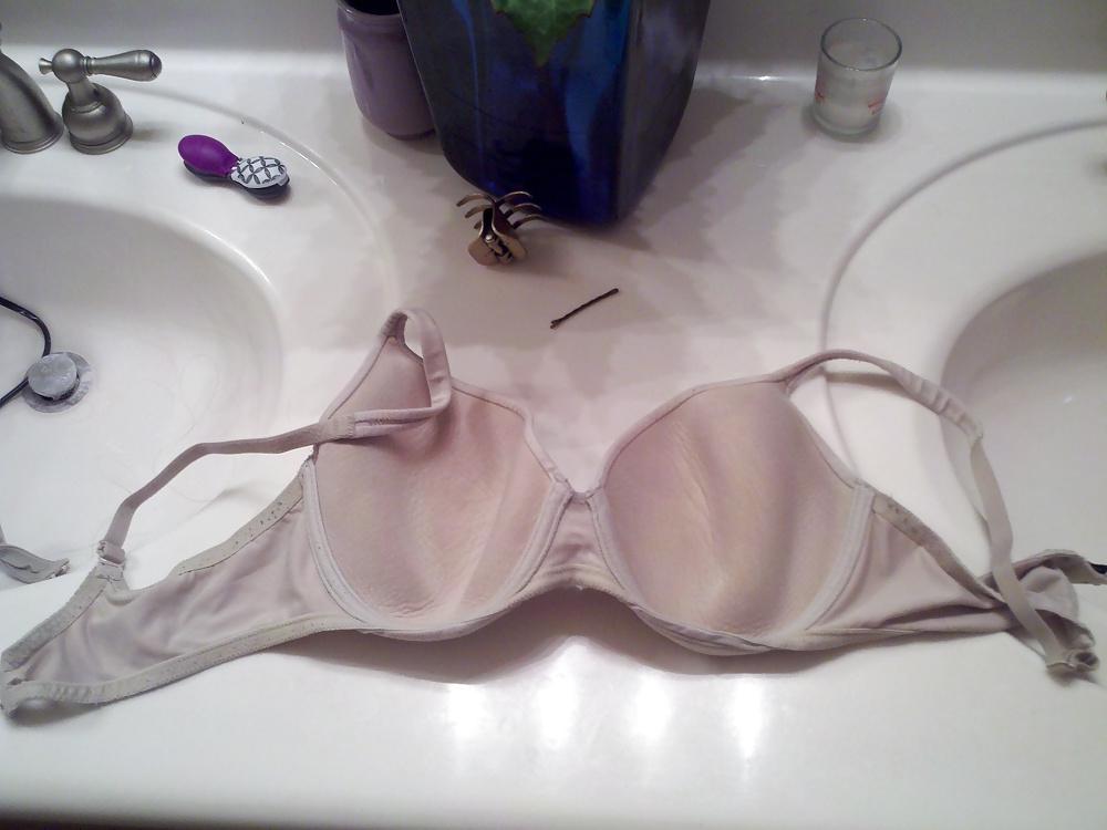 21P Friend's Wife's Bra, Panties and Dildo
