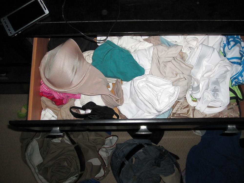 21P Friend's Wife's Bra, Panties and Dildo