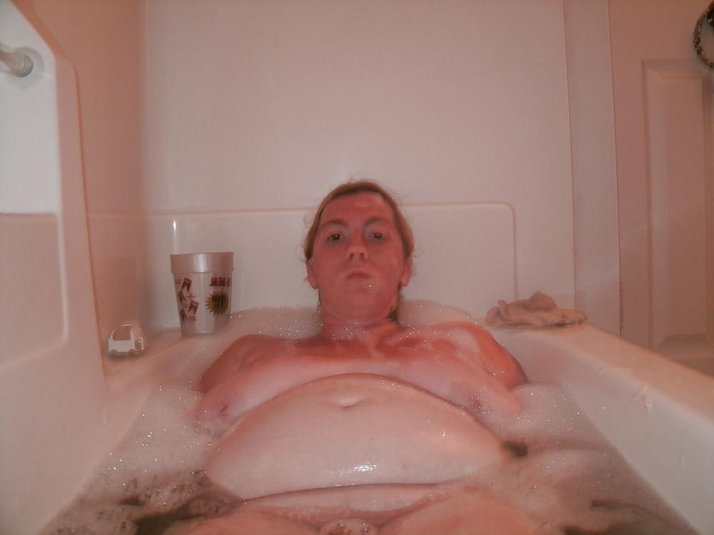 19P Me looking hot in bath tub